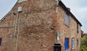 Removal of Sand and Cement Render Newark